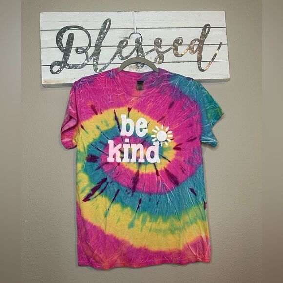 Be Kind - Women’s neon tie dyed Be Kind short sleeve t-shirt - Picture 2 of 7